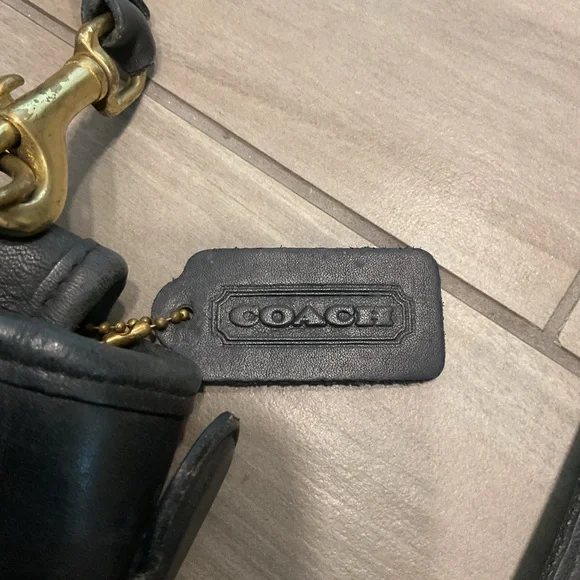 SOLD! SOLD! 9870 Court black leather crossbody shoulder dress purse tote bag - Picture 6 of 8